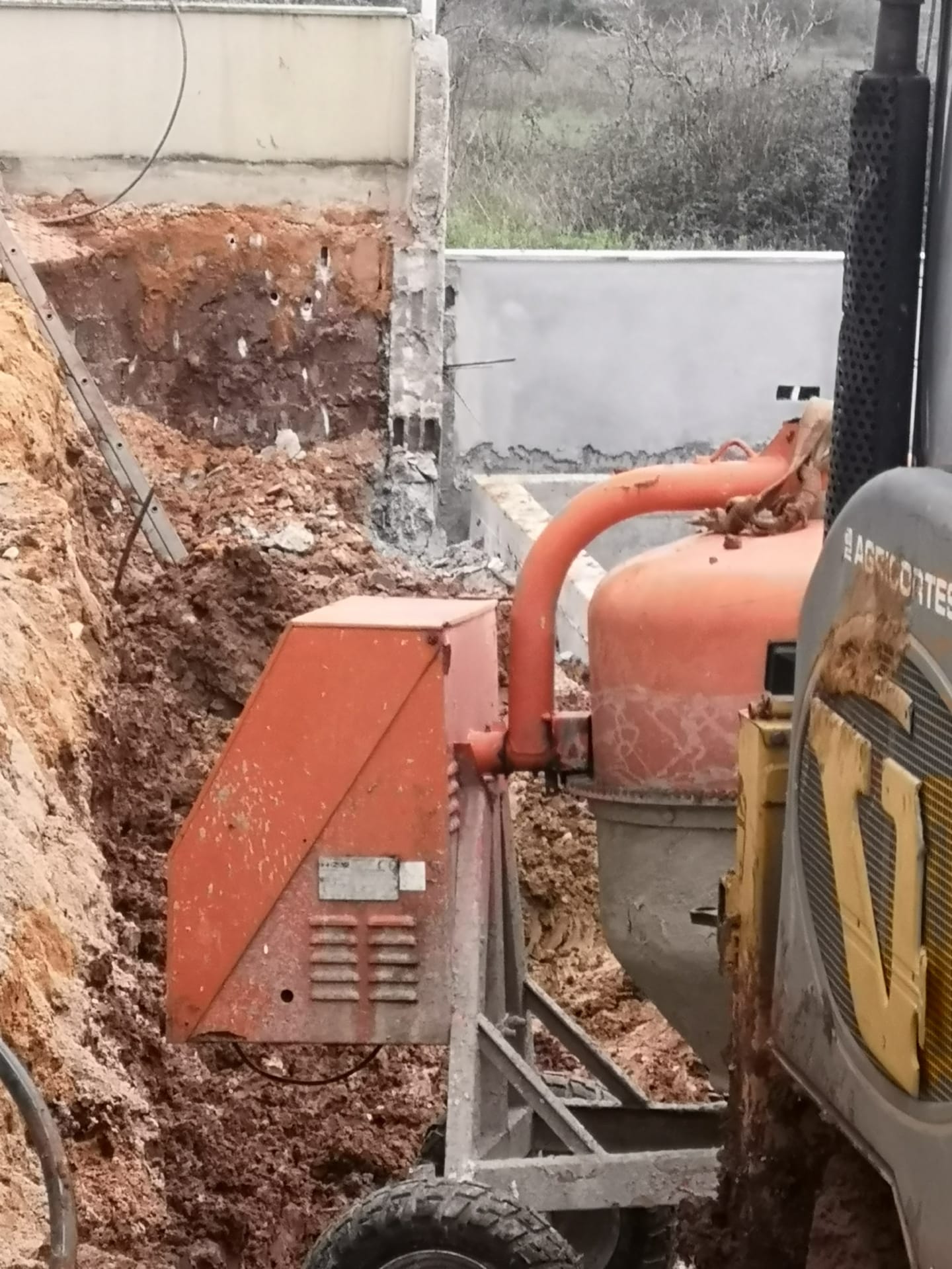 Execução de Muro de Suporte