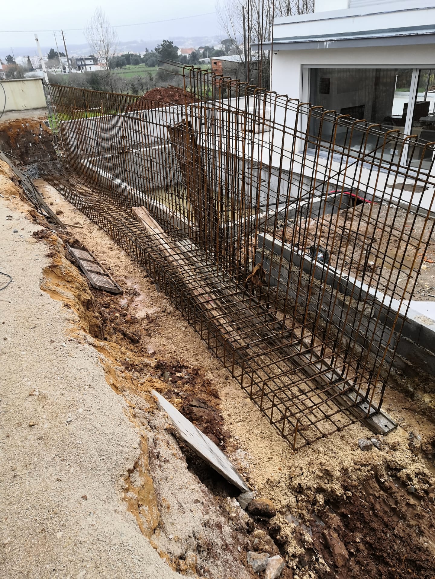 Execução de Muro de Suporte